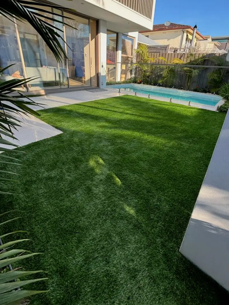 Artificial Grass Cleaning Australia - Result after cleaning